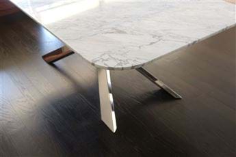 CARRARA MERMER KROM MASA