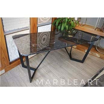 jet-black-mermer-yemek-masa