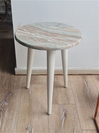 TRIO MODEL KÜÇÜK TORENTO BEYAZ YAN SEHPA